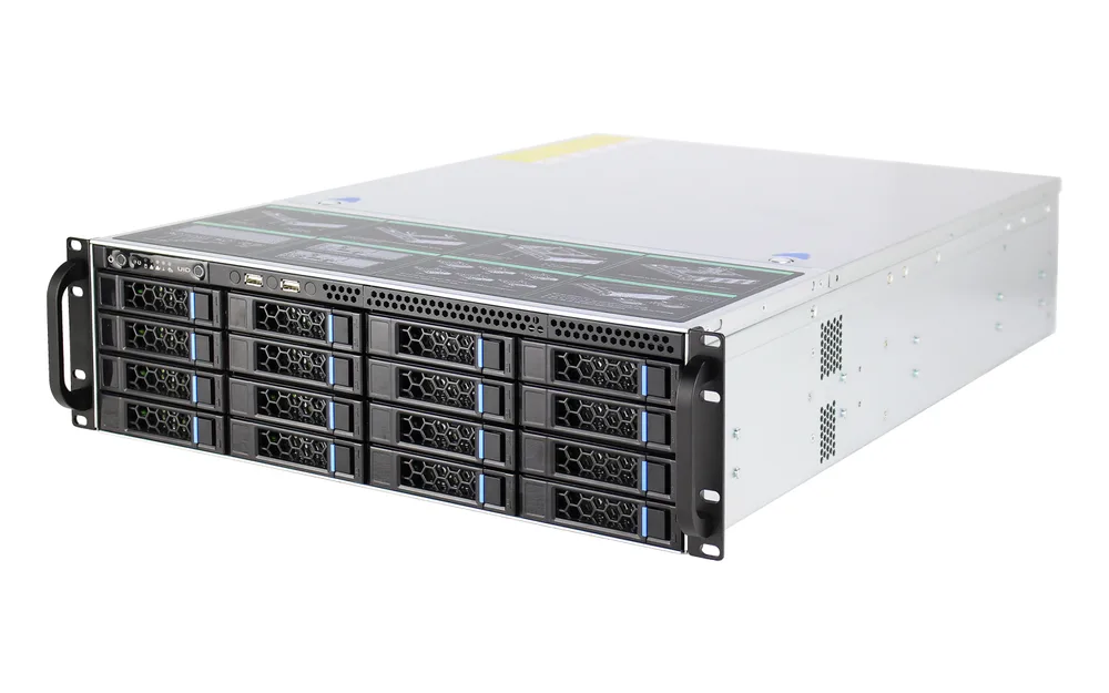 TRASSIR UltraStation 16/16 v2