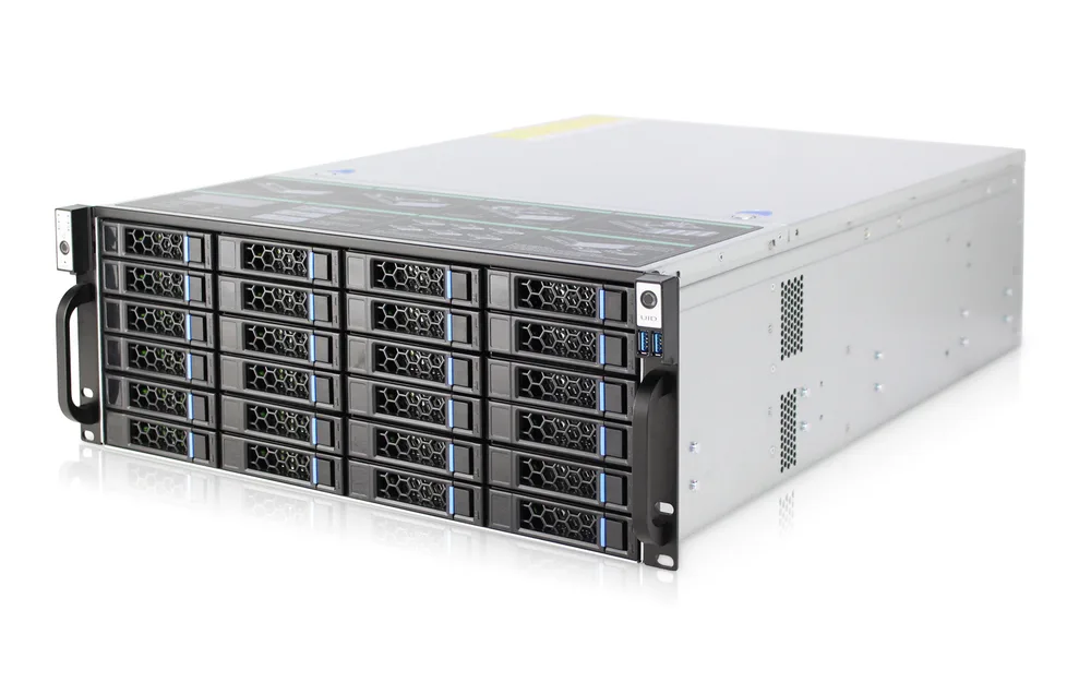 TRASSIR UltraStation 24/18 v2